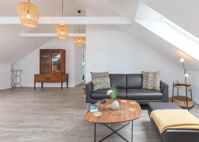 Buchenheinrich Gretes Dackstuuv Garding